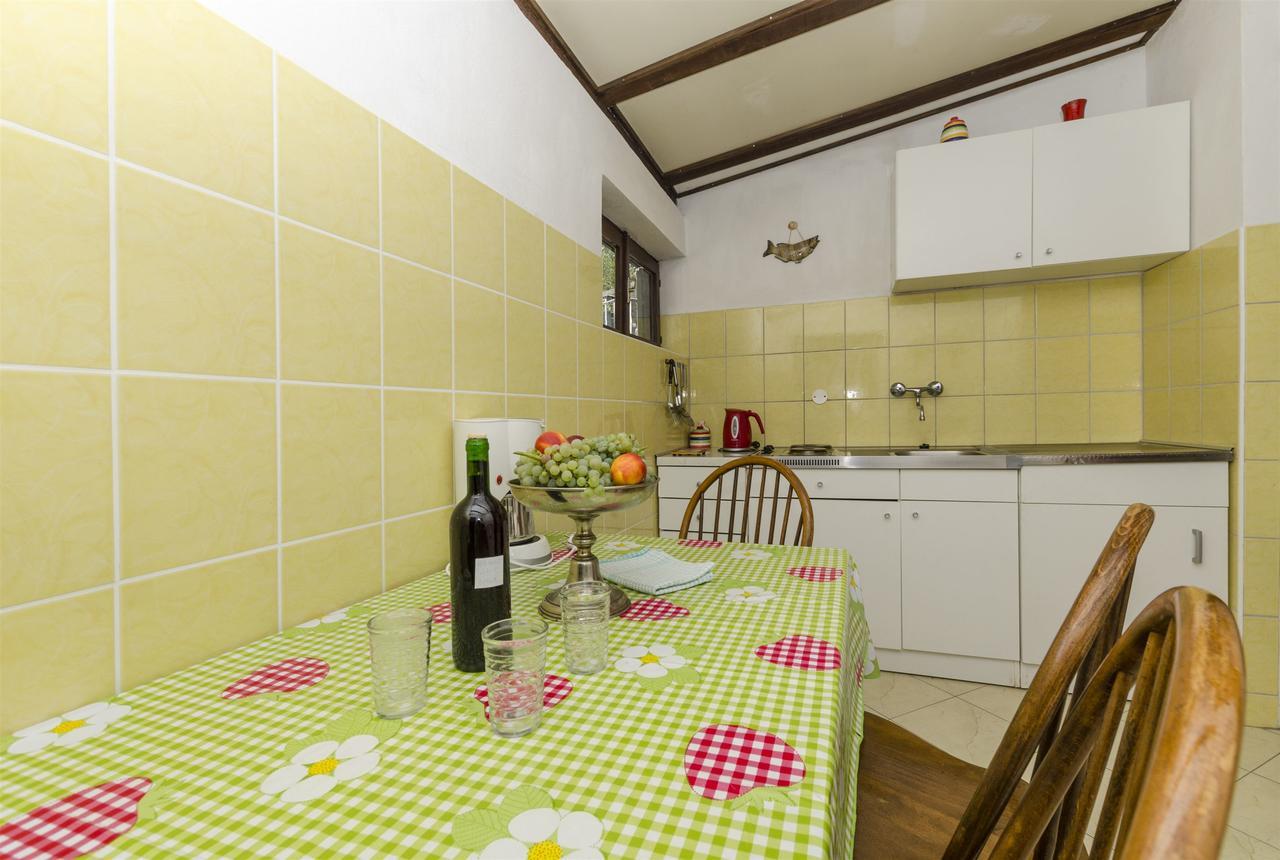 Apartment Boris Gornja Brela Εξωτερικό φωτογραφία